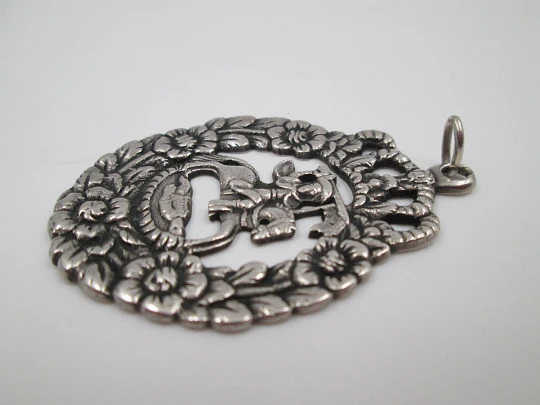 Saint James Moor-slayer openwork medal. Sterling silver. Floral edge. Spain. 19th century