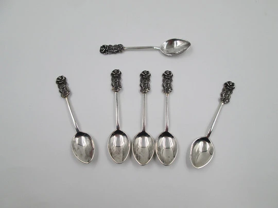 Six ornate coffee spoon set. 925 sterling silver. Roses with leaves on top. Spain. 1990's