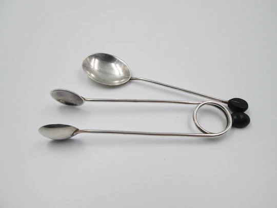 Spoon and sugar tongs Alfons Serrahima set. Sterling silver. Coffee bean motif. 1950's