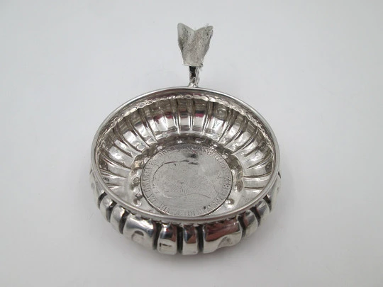 Sterling silver tastevin wine taster. Ferdinand VII coin. Openwork handle & thumb rest. 1970's