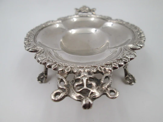 Table almond dish. Sterling silver. Fauns and vegetable motifs. Four legs. Spain. 1970's