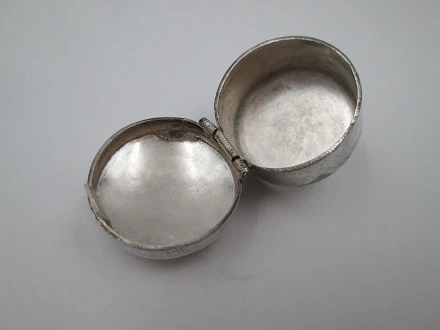 VTG TAXCO STERLING authentic SILVER PILL BOX #A376