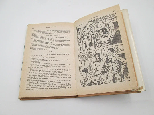 The ghost ship. Illustrated youth book. Heroes selection. Bruguera. Hardcover, 1968