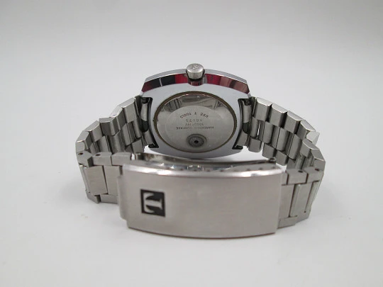 Tissot PR-518. Self-winding. Tungsten and stainless steel. Calendar. Swiss. 1972