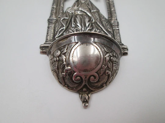 Virgin of the Way (León) holy water font. Sterling silver. Ring on back. Spain. 1950's