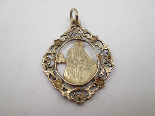 Virgin with child openwork medal. Sterling silver & vermeil. Vegetable edge. Ring. 1970's