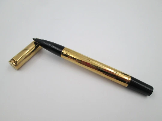 Waterman Torsade rollerball pen. Gold plated & black resin. Spiral design. 1970's