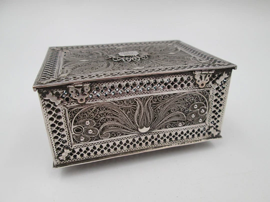 Women's filigree jewelry box. 925 sterling silver. Vegetable motifs. Spain. 1970's