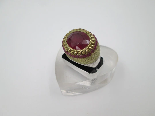 Women's ring. 925 sterling silver and rolled gold. Rubies and rubellite. Spain. 1980's