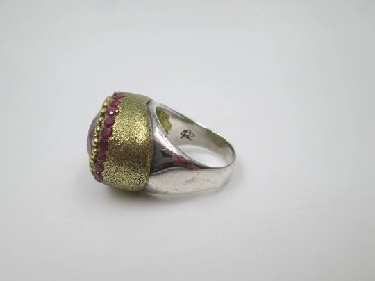 Women's ring. 925 sterling silver and rolled gold. Rubies and rubellite. Spain. 1980's