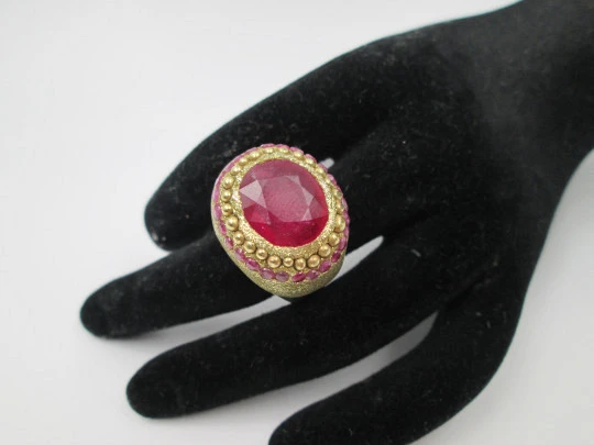 Women's ring. 925 sterling silver and rolled gold. Rubies and rubellite. Spain. 1980's